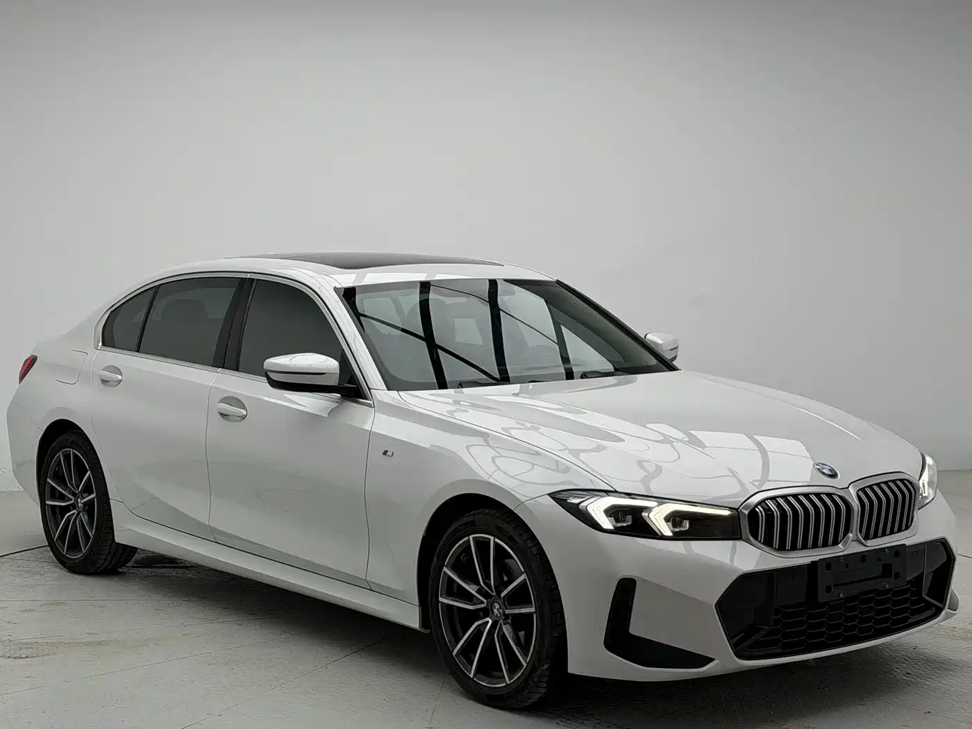 BMW 3 Series 2023 320Li M Sport Package фото 3