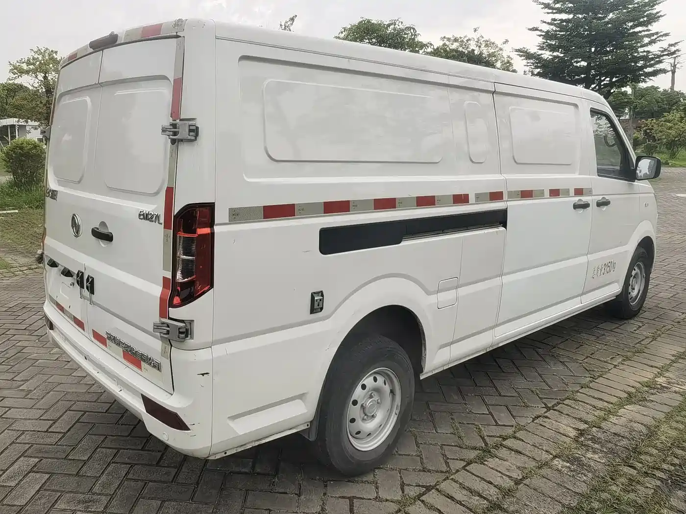 Dongfeng Yufeng EM27 2025 2024 EM27 EVE Power 41.86kWh