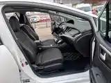 Фото 11 - Honda Jade