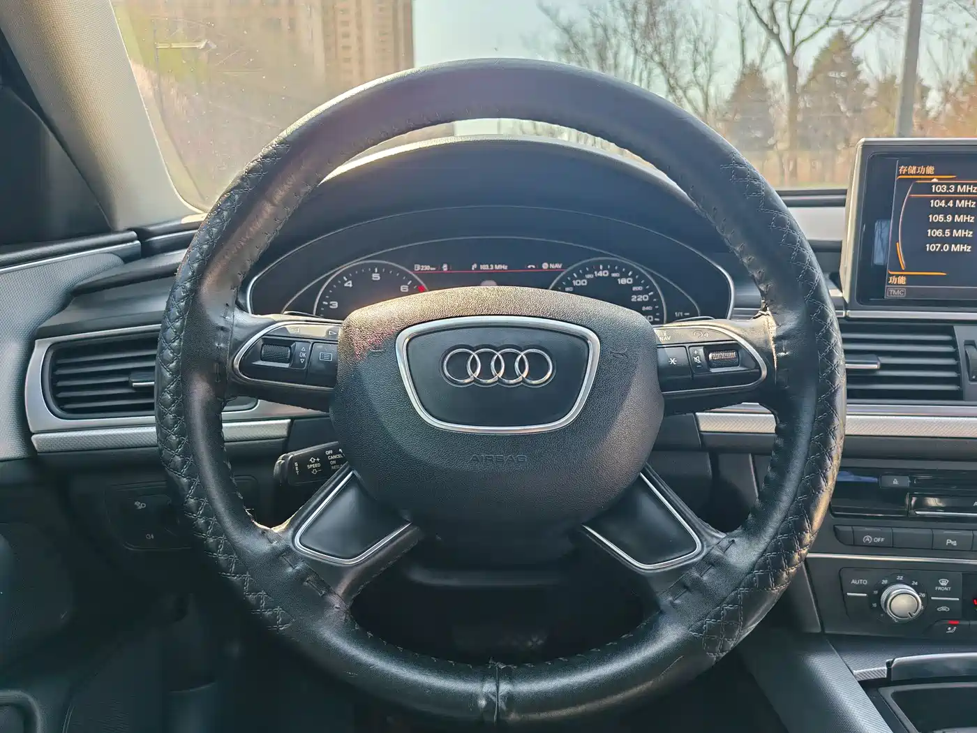 Audi A6L 2014 TFSI Standard фото 11