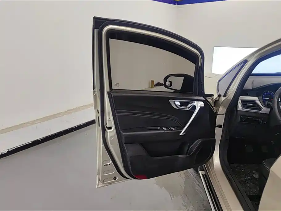 GEELY AUTOMOBILE VISION X3