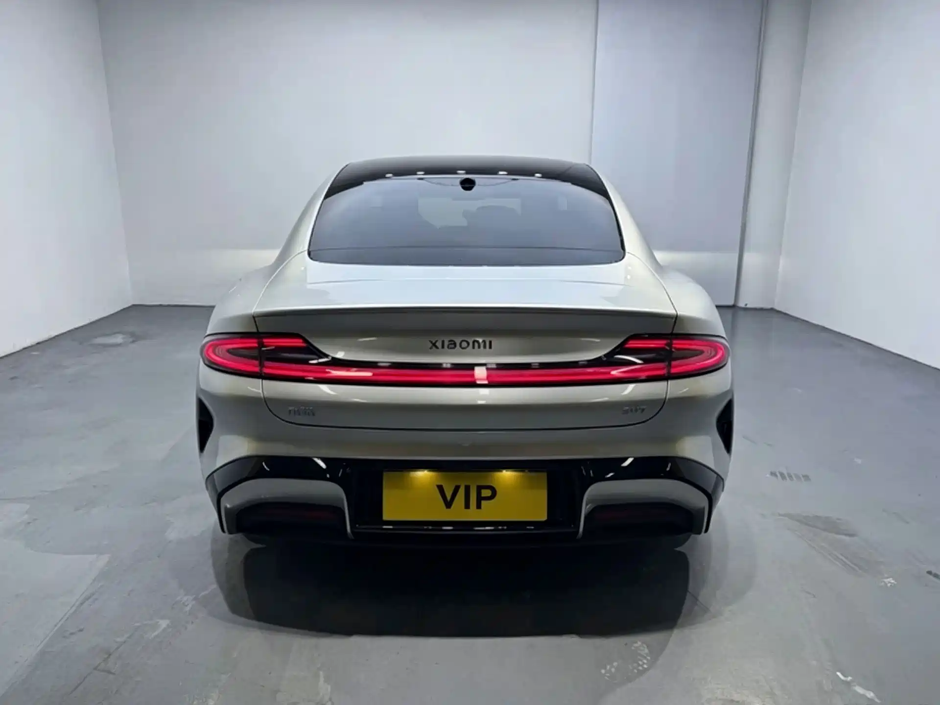 Фото 3 - Xiaomi SU7