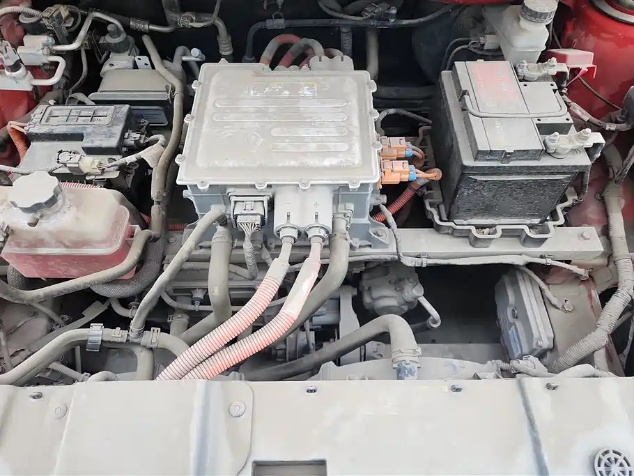 BYD E2