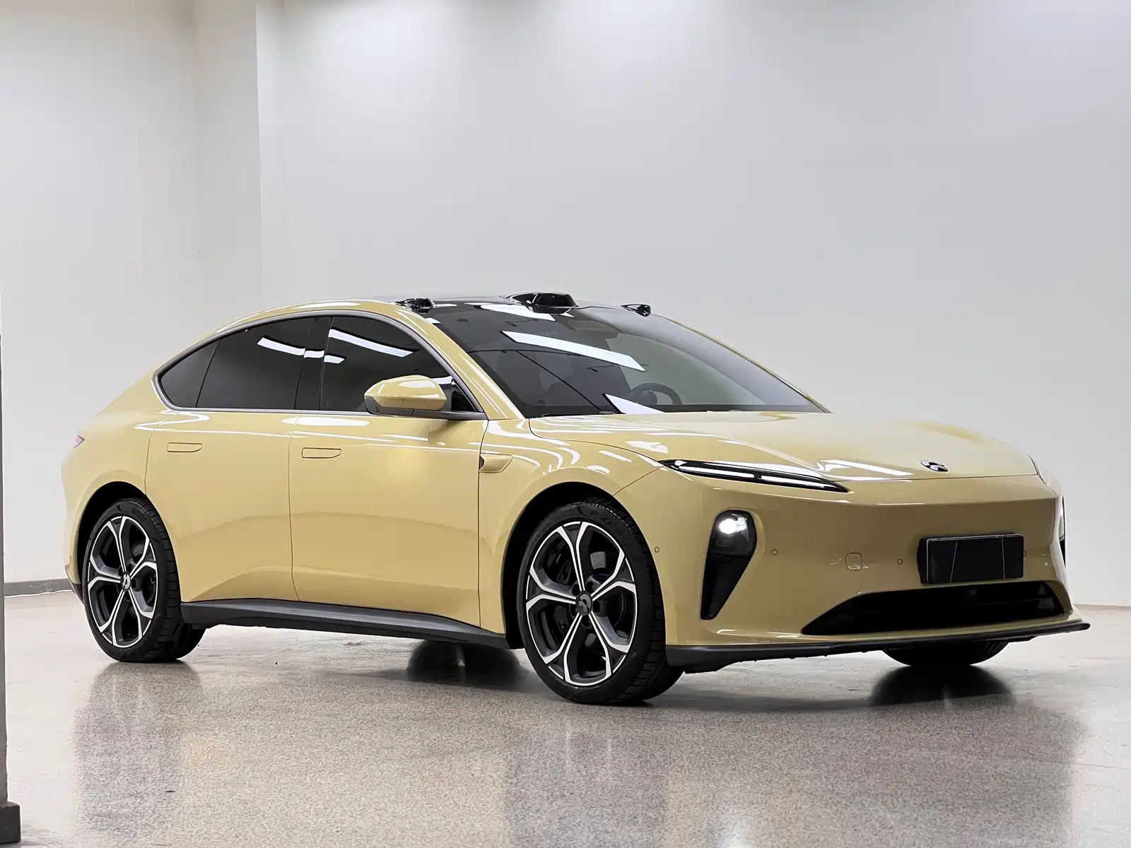 Фото 3 - NIO ET5