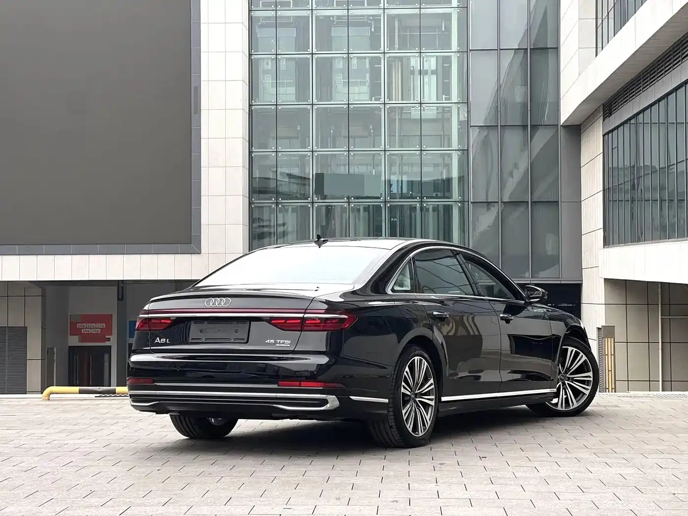 Audi A8 2024 2024 Model A8L 45 TFSI quattro Luxury