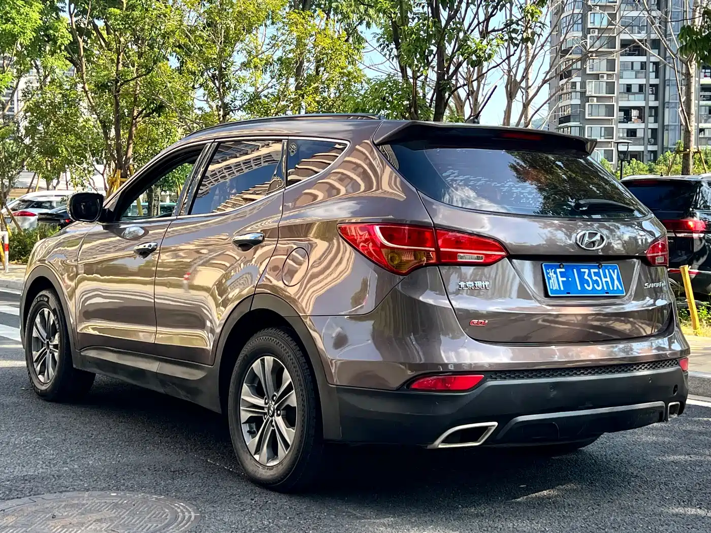Hyundai Santa Fe 2015 2.4L Automatic 2WD Smart 5-seater фото 7