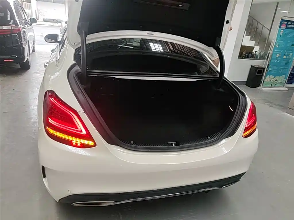 Mercedes-Benz C-Class 2019 C 260 L Sport фото 19