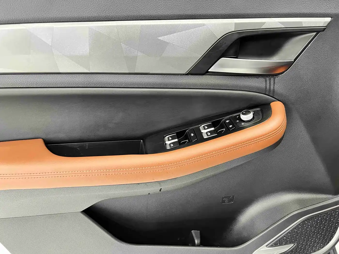 GEELY AUTOMOBILE VISION X6