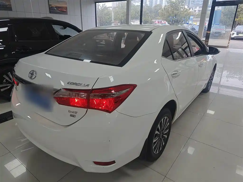 Toyota Corolla 2017 Facelift 1.2T S-CVT GL фото 5