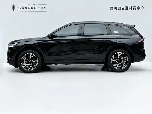 Lincoln Nautilus 2025 2.0T AWD Premium Hybrid — фото 3