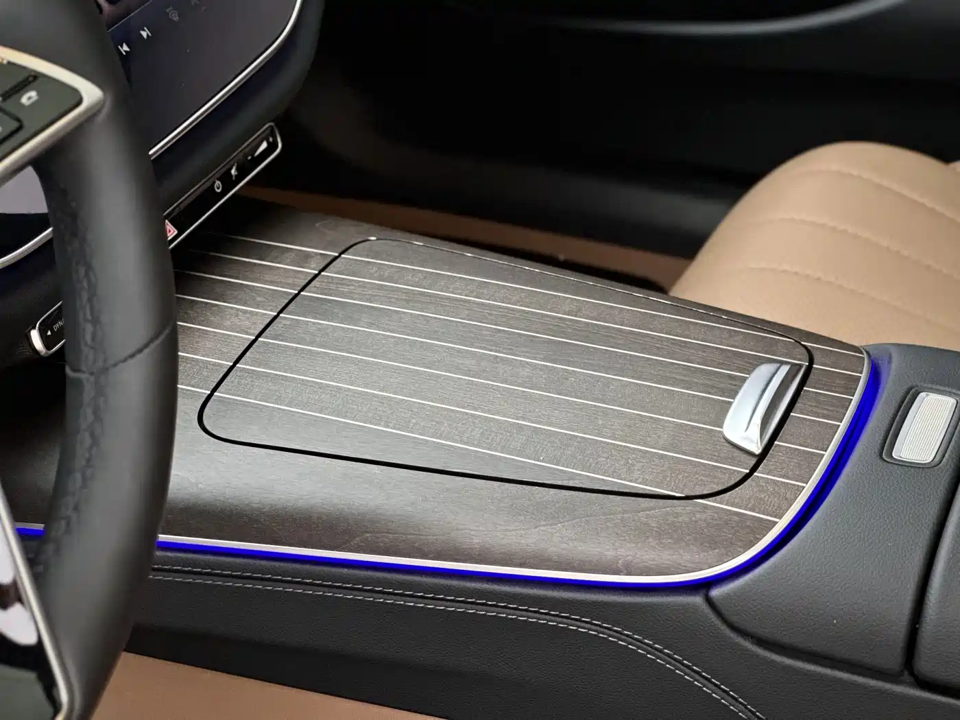 Mercedes-Benz E-Class, миниатюра 7