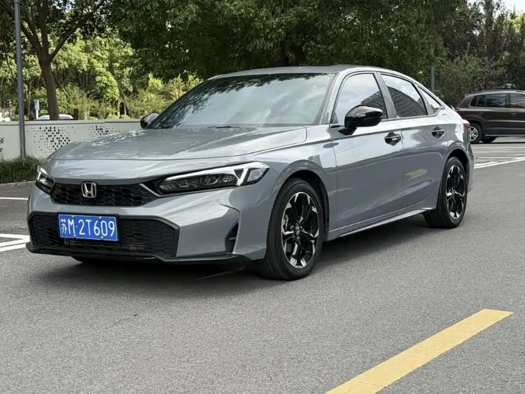 Фото 1 - Honda Civic