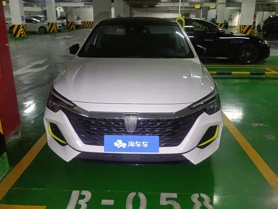Roewe i6 MAX 2020 2020 300TGI Automatic Cool Sky Intelligent Drive Supreme Edition