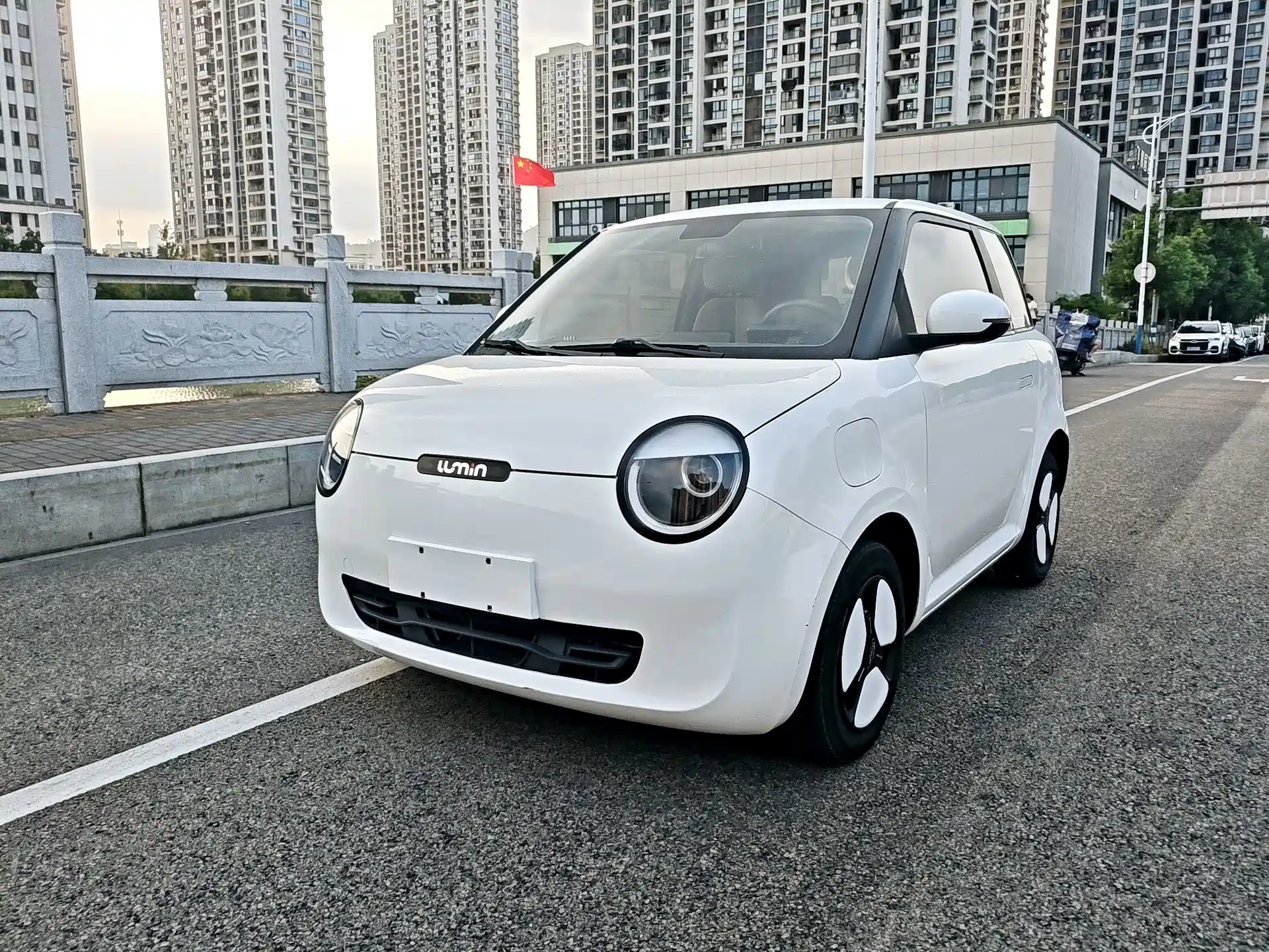 Фото 1 - Changan Lumin