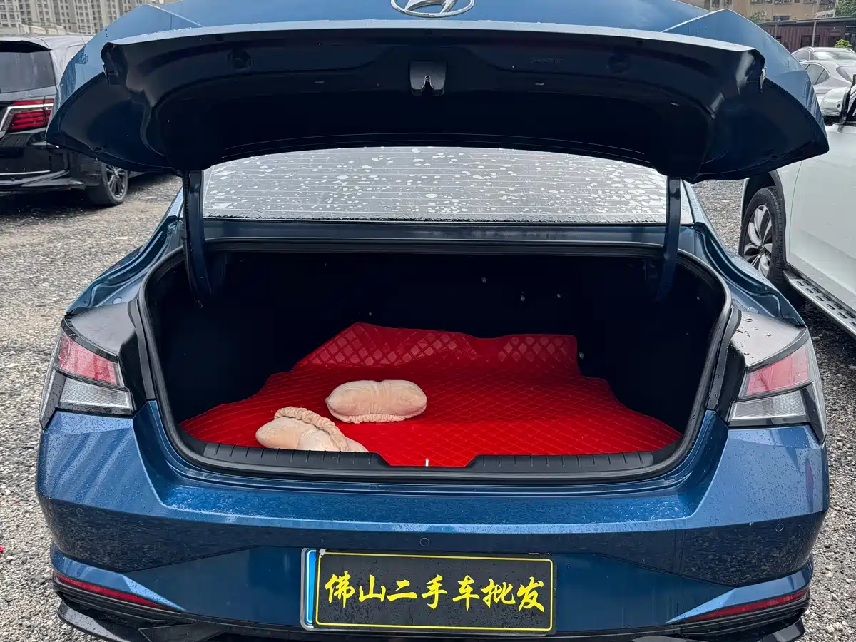 Hyundai Elantra 2021 1.5L CVT GLX Elite Edition фото 20
