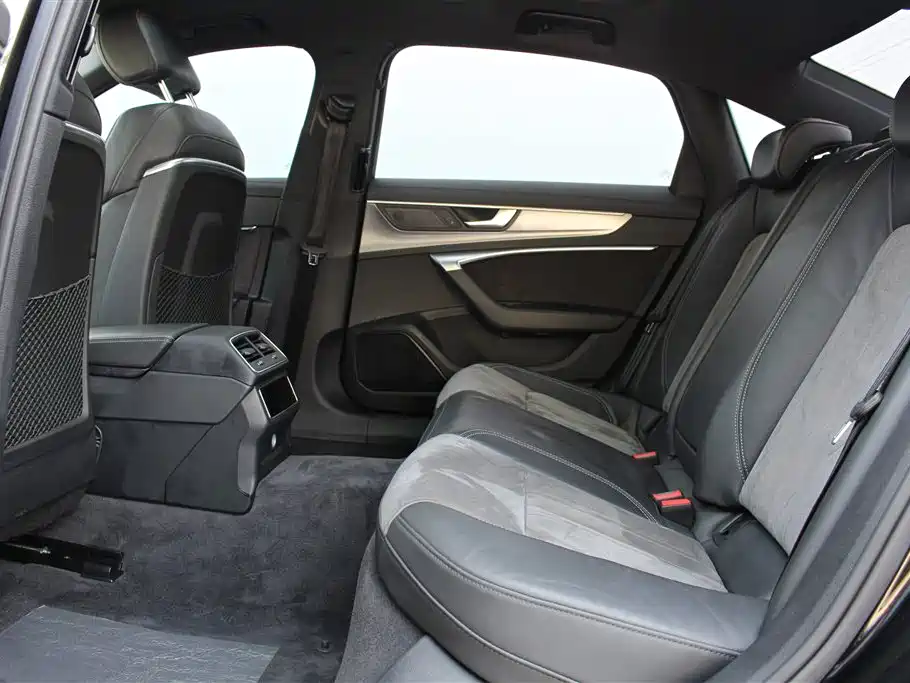 Audi A6L 2022 45 TFSI quattro Premium Dynamic фото 10