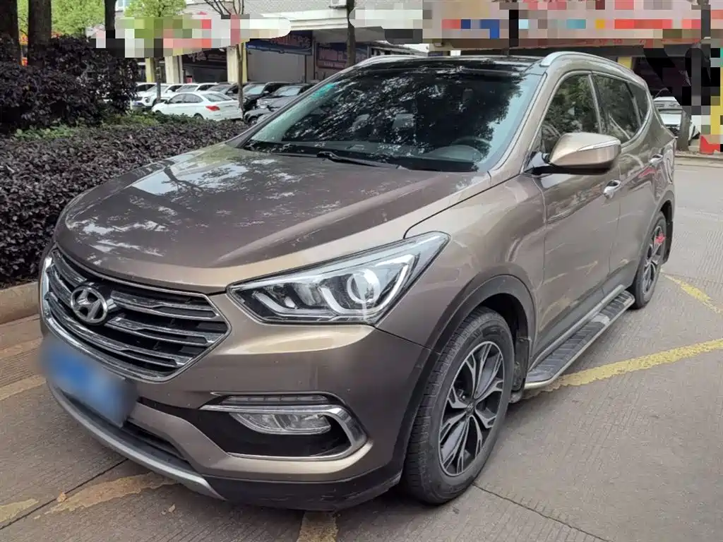 Hyundai Santa Fe 2017 2.0T Automatic 4WD Intelligent 7-Seater фото 2