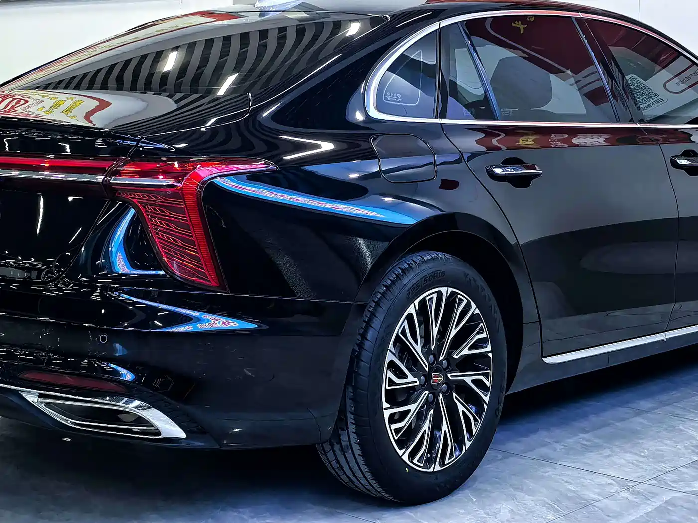 Hongqi H5 2023 2.0T Auto Smart Connect Flag Comfort фото 7