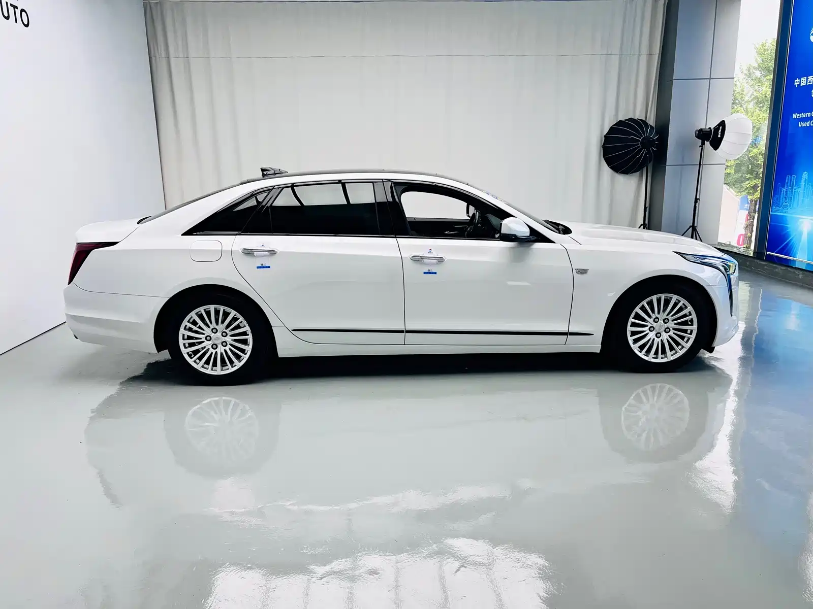 Фото 5 - Cadillac CT6