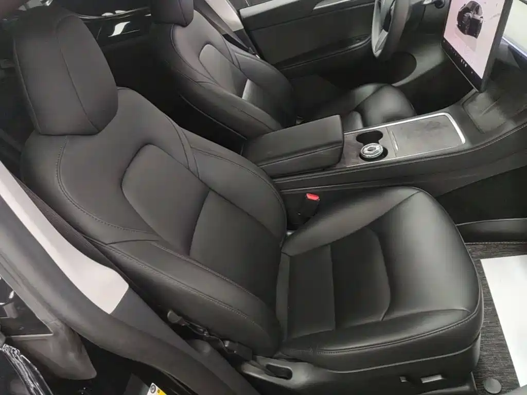 Фото 25 - Tesla Model Y