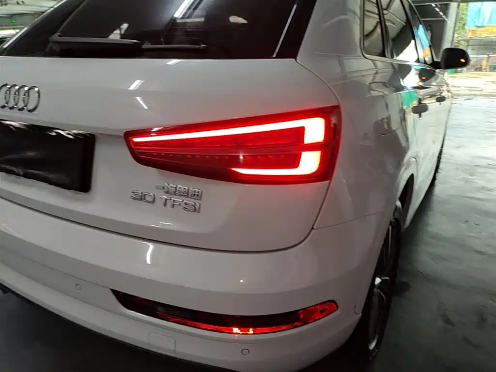 Audi Q3 2018 30th Anniversary Edition 30 TFSI Fashion фото 8