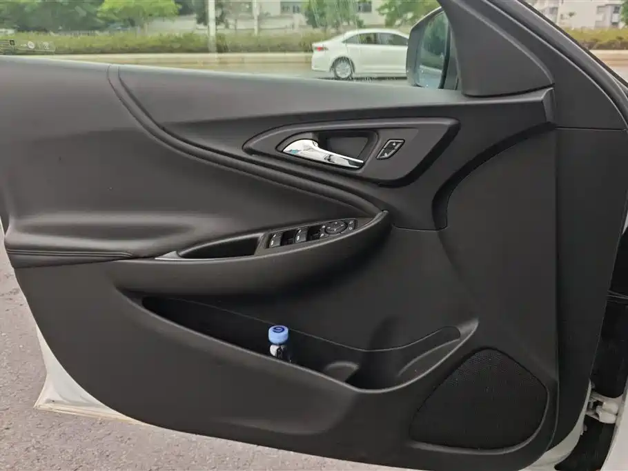 CHEVROLET MAI RUIBAO XL