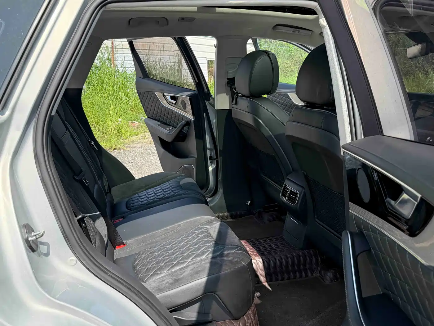 Hongqi HS5 2019 2.0T Smart Connect Enjoy Edition фото 14