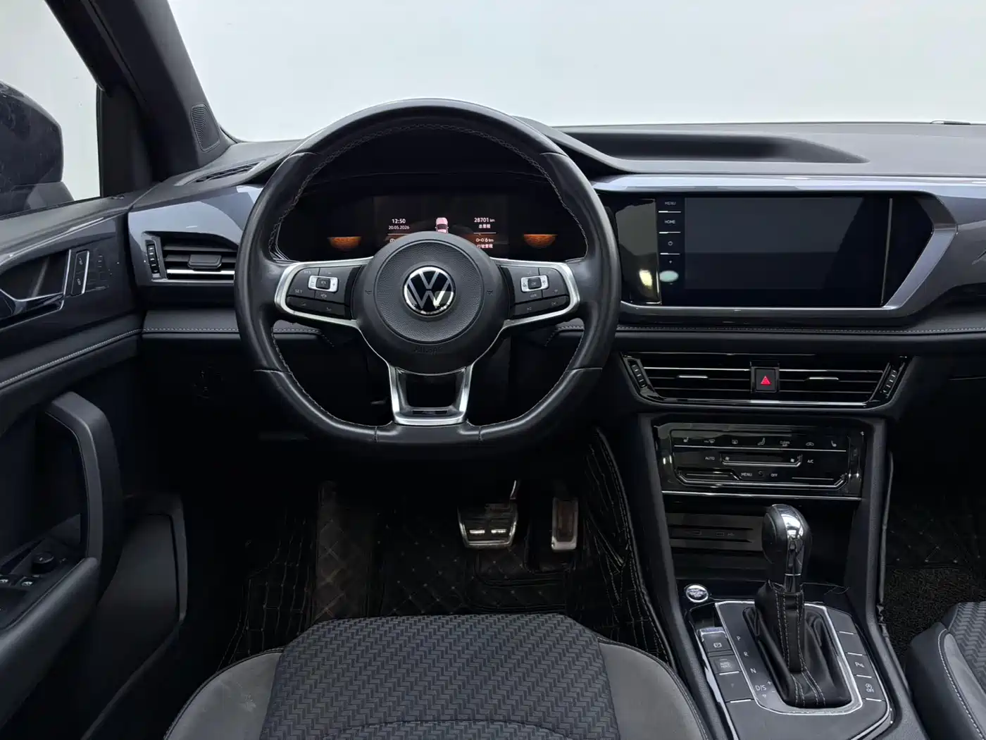 Volkswagen Tharu 2022 280TSI FWD R-Line фото 6