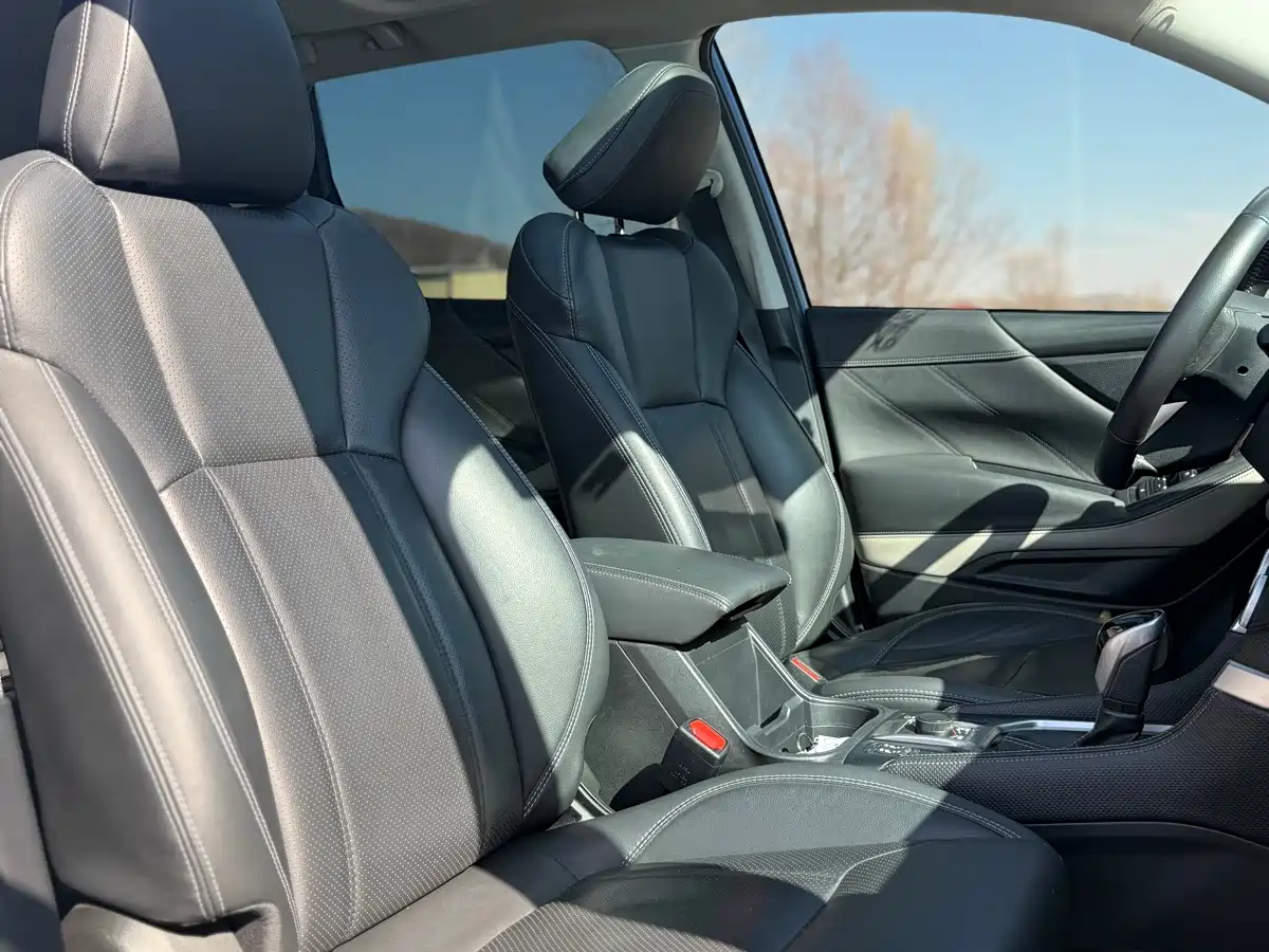 Subaru Forester 2022 2.0i AWD Luxury Edition фото 38
