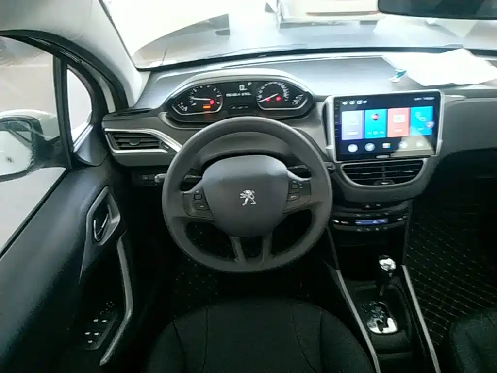 Peugeot 2008 2014 2014 1.6L Automatic Fashion Edition