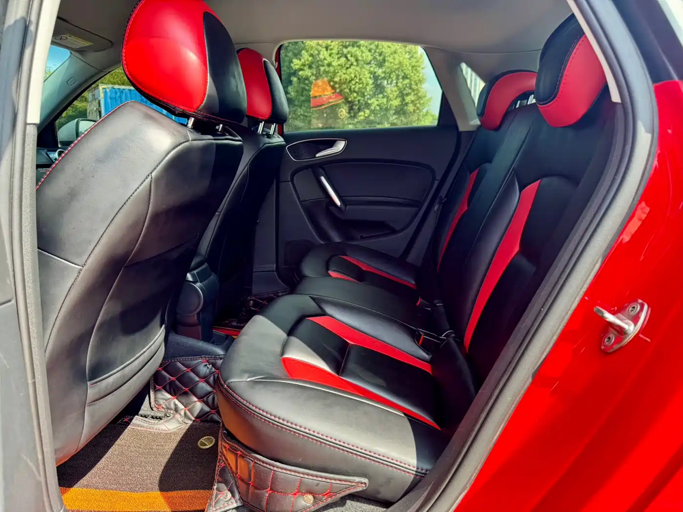 Audi A1 2016 30 TFSI Sportback Design Style Edition фото 7
