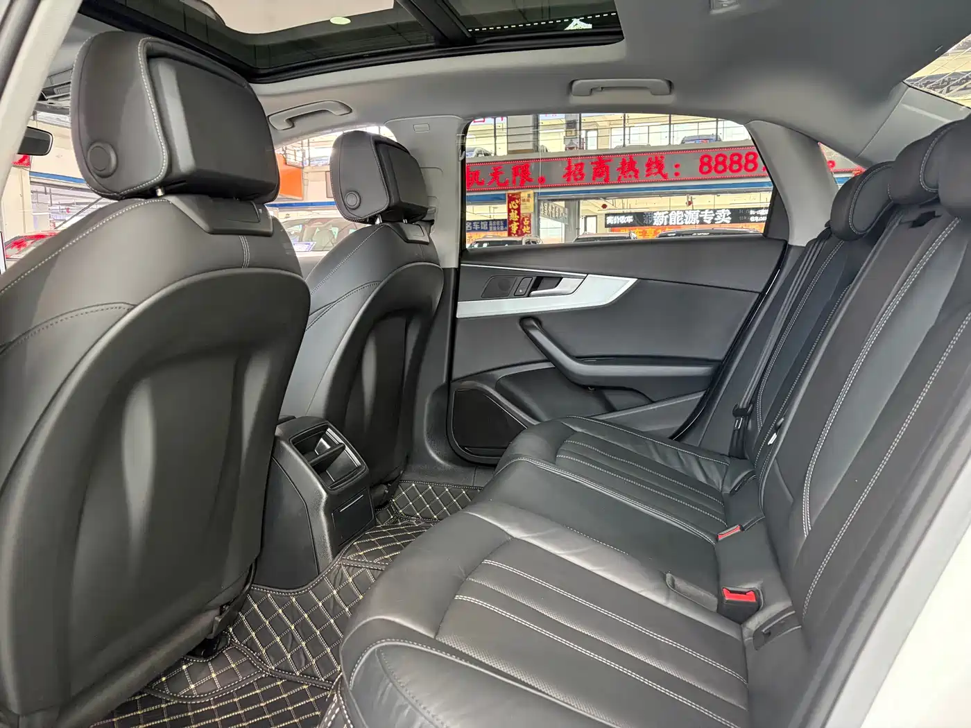 Audi A4L 2020 40 TFSI Fashion Dynamic Edition фото 6