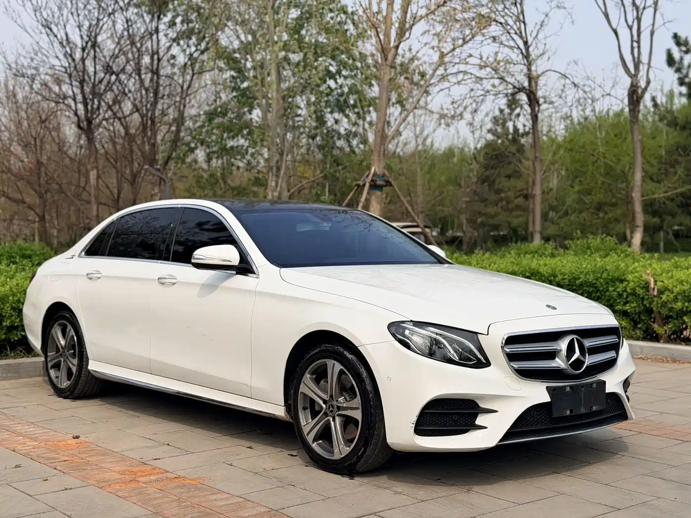 Mercedes-Benz E-Class 2019 E 200 L Sport фото 3
