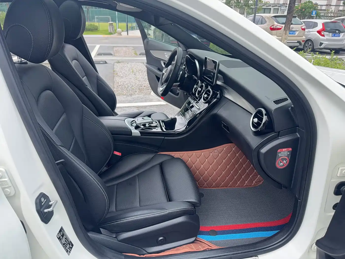 Mercedes-Benz A-Class 2024 Facelift A 200 L Fashion фото 6