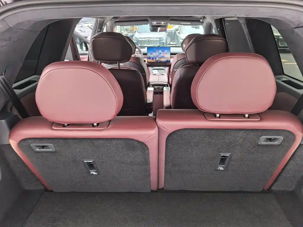 Voyah Auto VOYAH Taisan 2026 Model Base фото 14