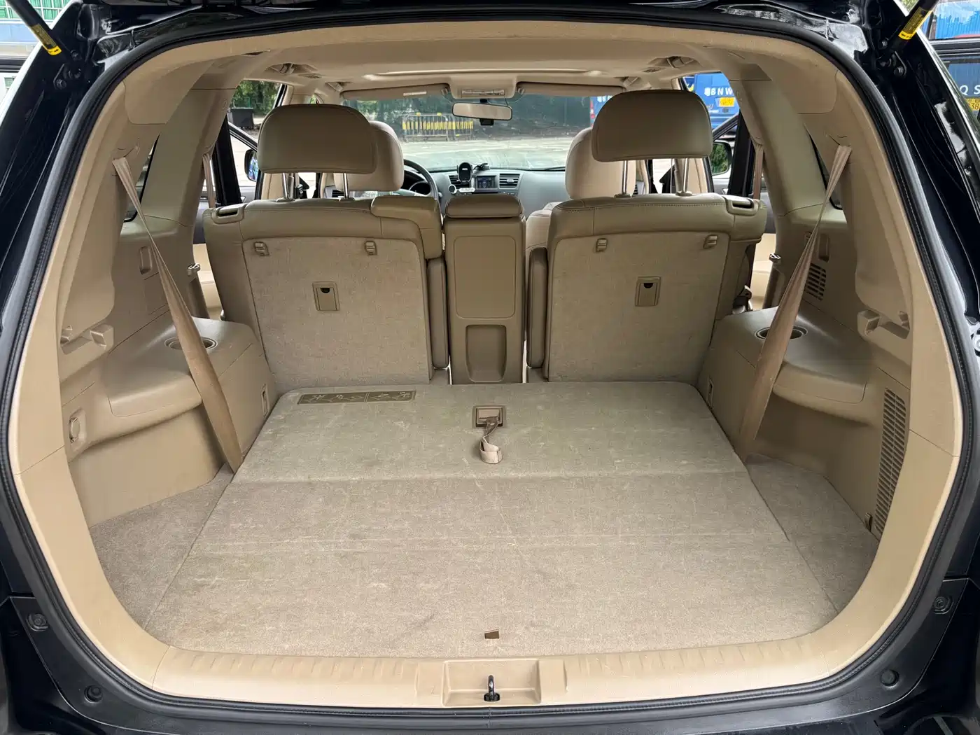 Toyota Highlander 2011 2.7L 2WD 7-seat Luxury фото 18