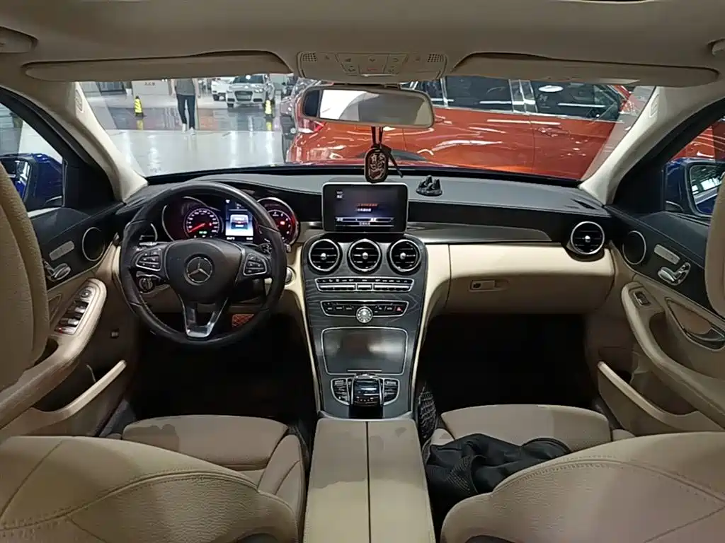 Mercedes-Benz C-Class 2017 Facelift C 200 L Sport Edition фото 10