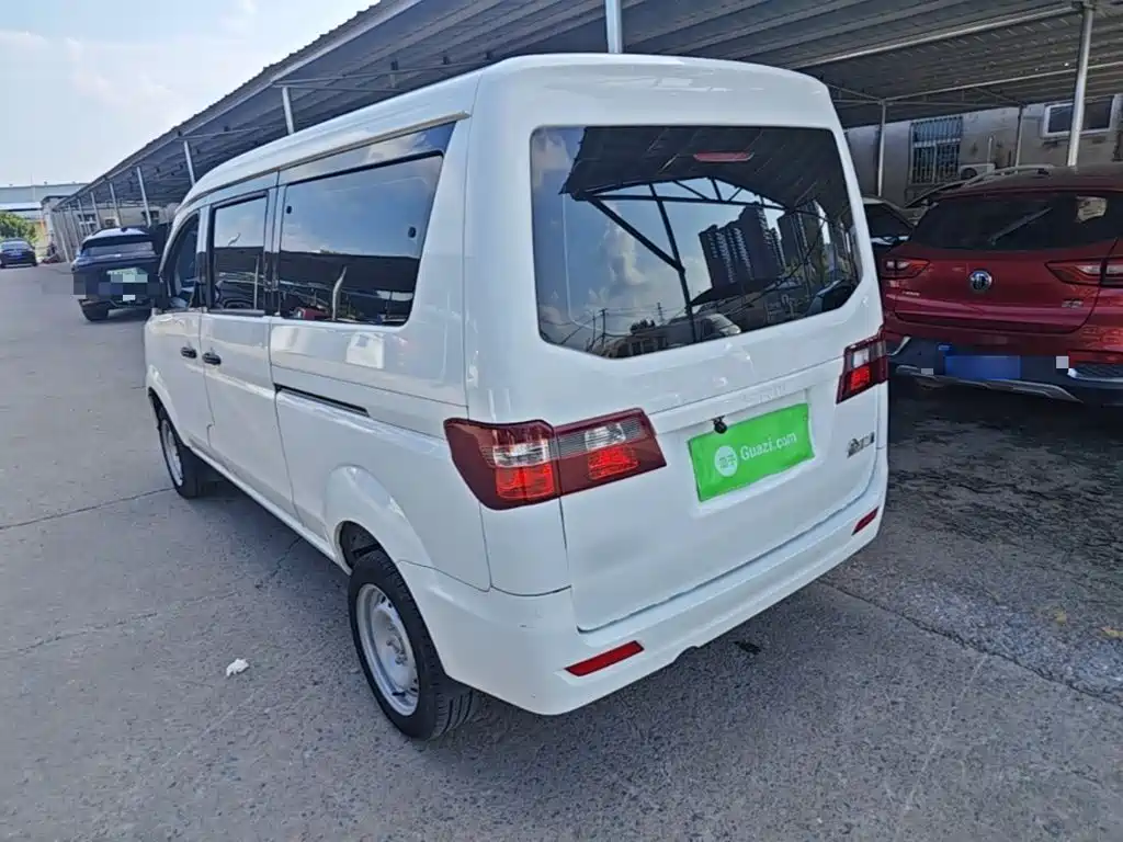 2025 Jinbei Golden Sea Lion M Classic