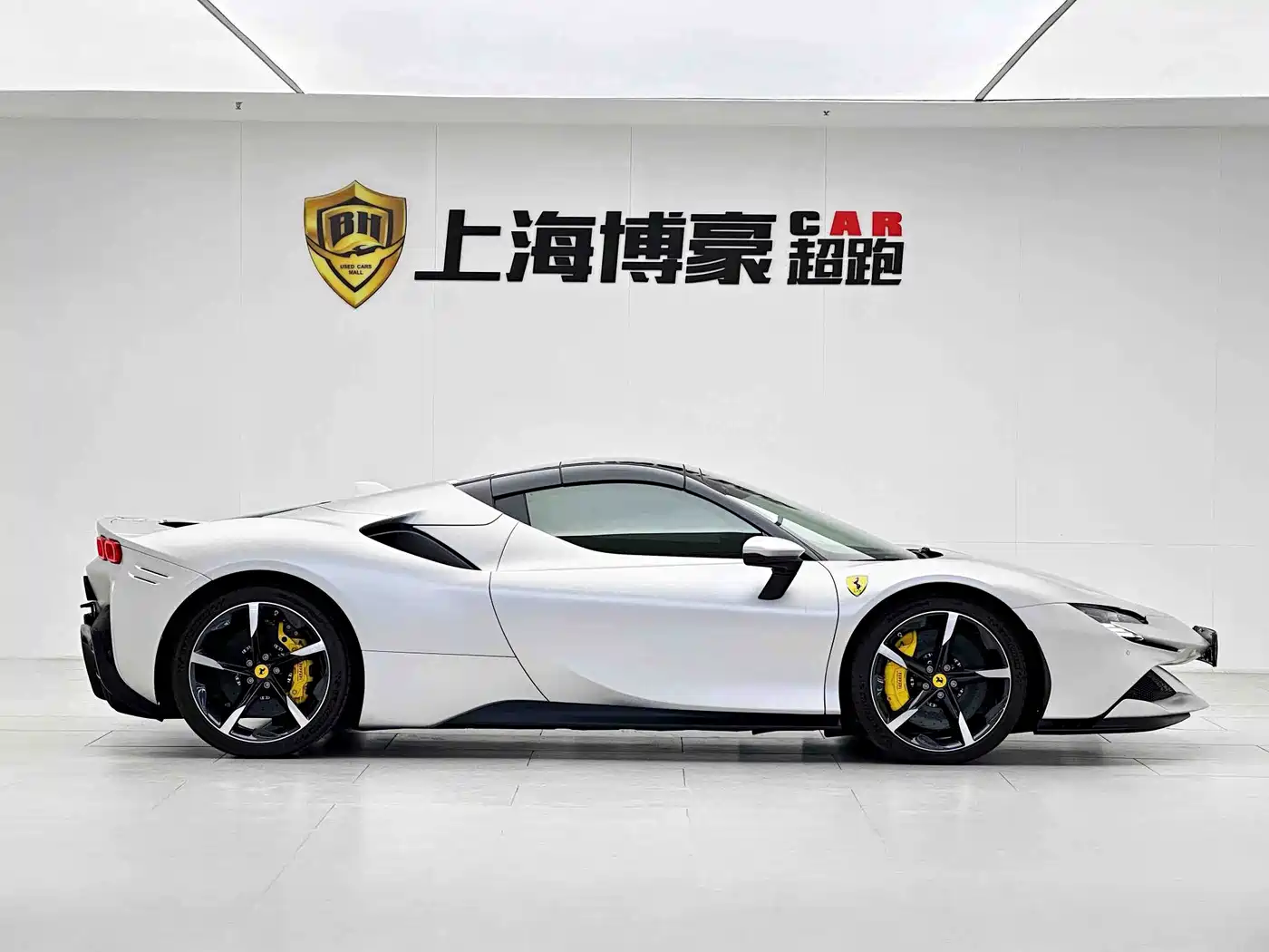 Ferrari SF90 2024 2021 3.9T V8 Spider