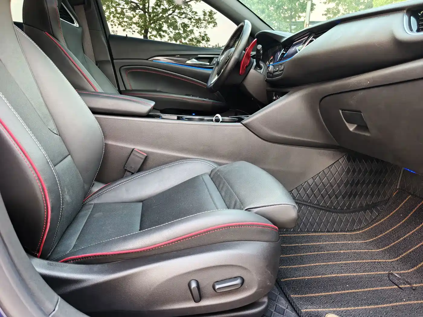 Фото 20 - Buick Regal