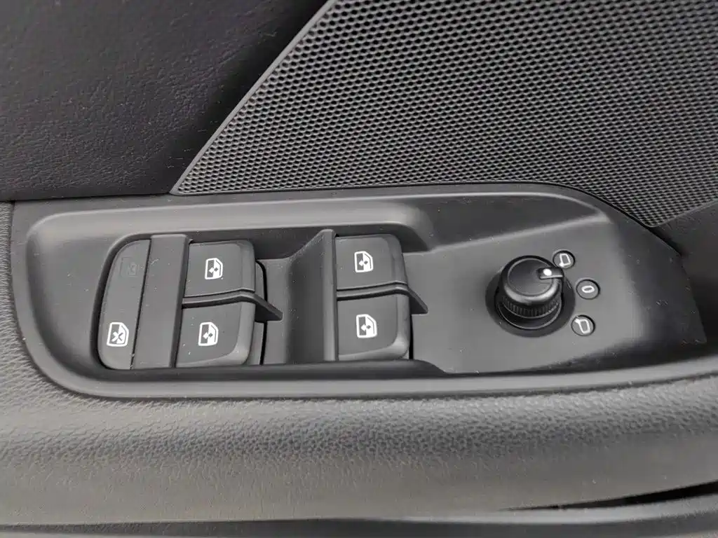 Фото 9 - Audi A3