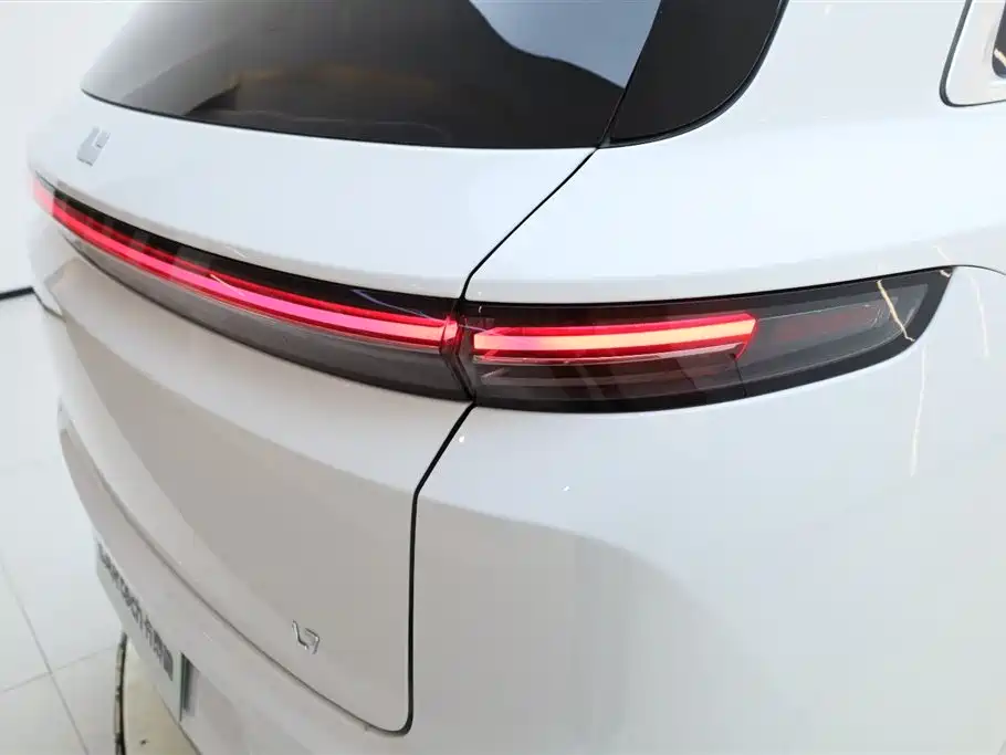 Li Auto IDEAL L7