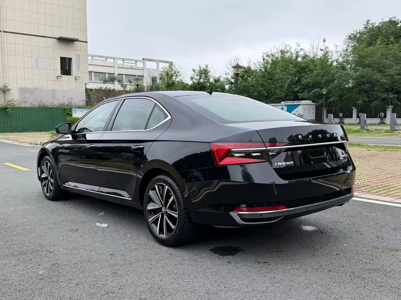 Škoda Superb 2019 TSI330 DSG Comfort Edition фото 9
