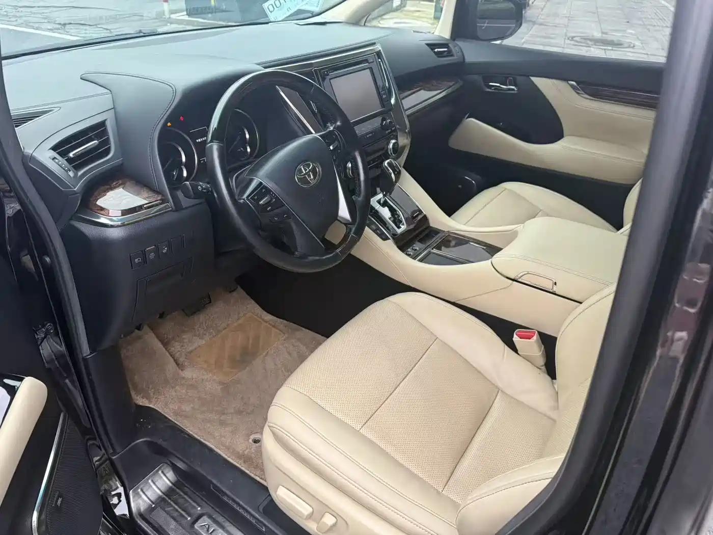 Toyota Alphard 2018 Facelift 3.5L Luxury Edition фото 6