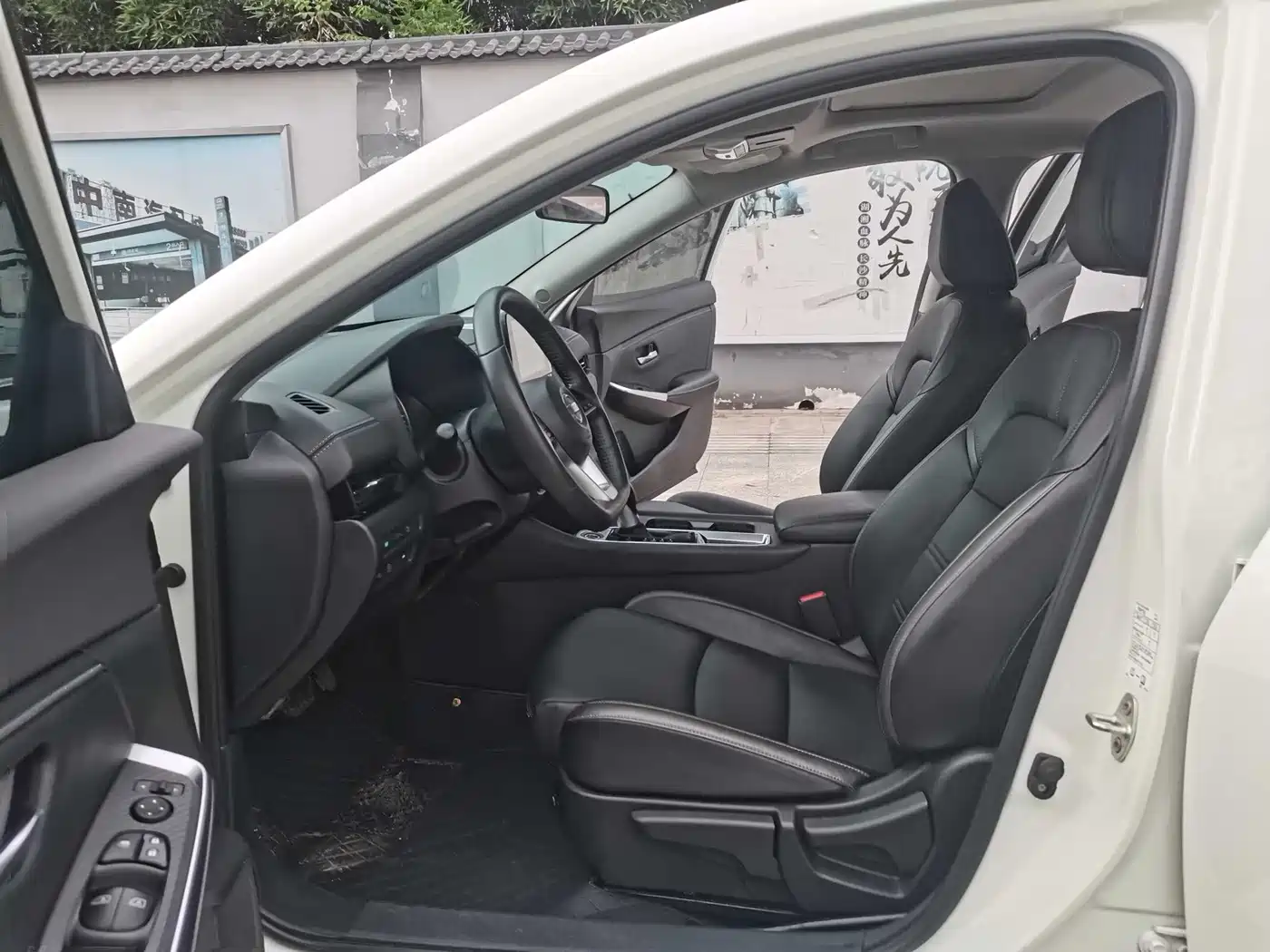Nissan SYLPHY, миниатюра 3
