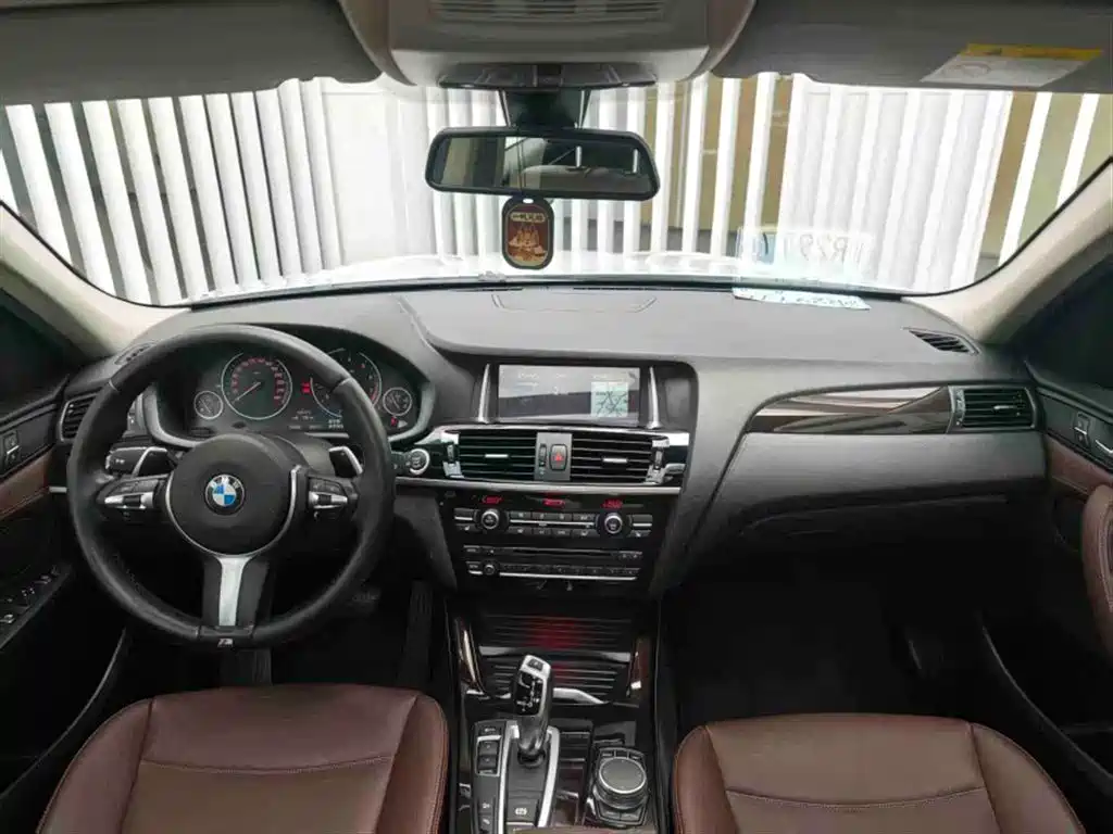 BMW X3 (Import) 2014 xDrive20i X Design Package фото 15