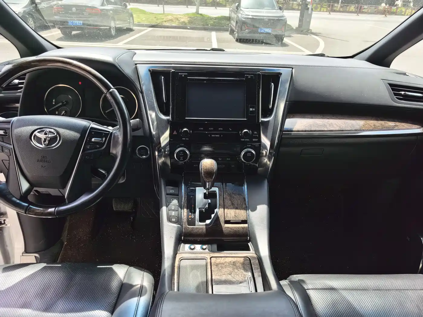 Toyota Alphard 2018 Facelift 3.5L Premium Edition фото 13
