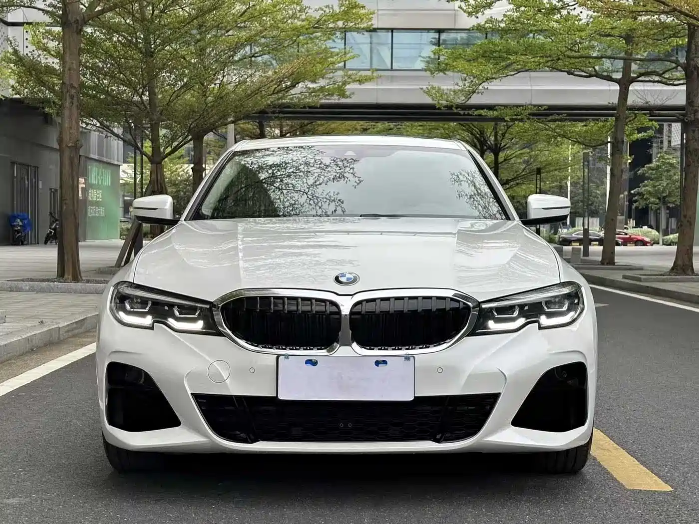 BMW 3 Series 2022 325Li M Sport Package фото 2
