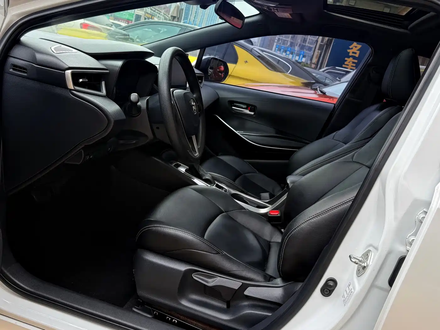 Toyota Levin 2022 Dual Engine 1.8H E-CVT Luxury Edition фото 8