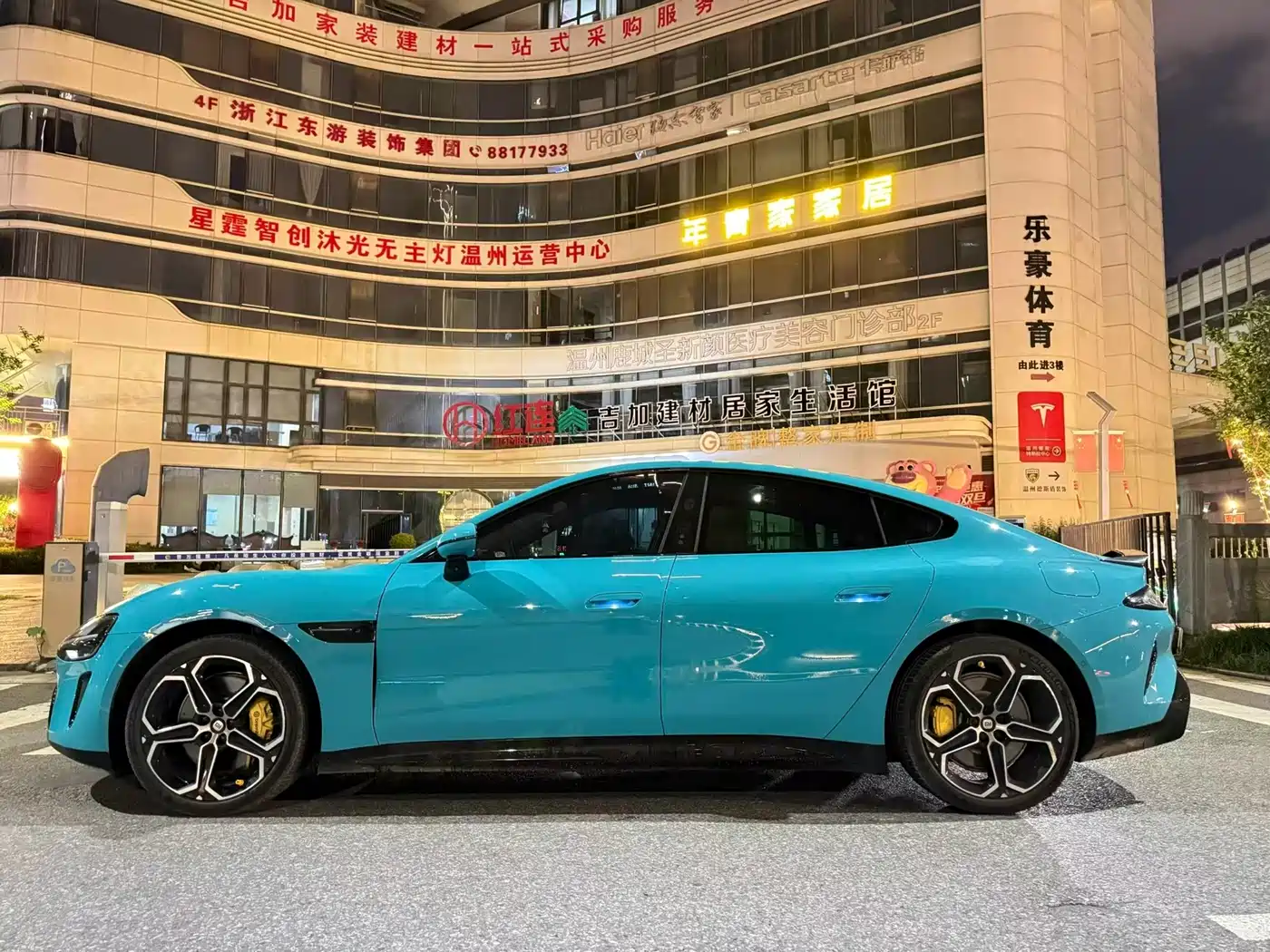 Xiaomi Auto Xiaomi SU7 2024 RWD Long Range Intelligent Driving Edition фото 12